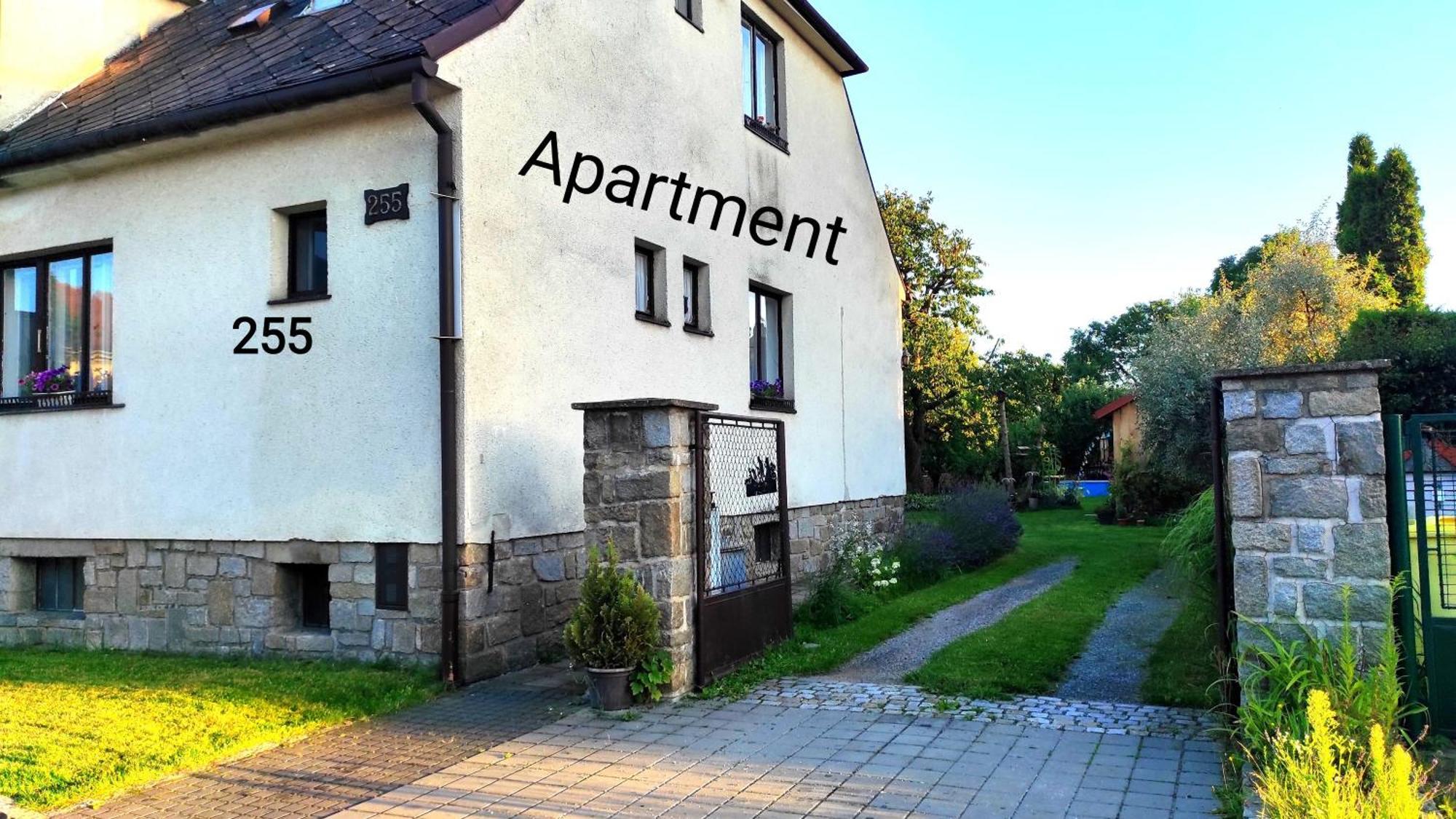 Apartment Telc Hradecka Exteriör bild